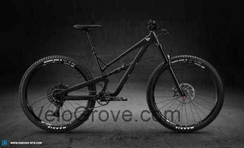 YT Industries Jeffsy Base specs and reviews